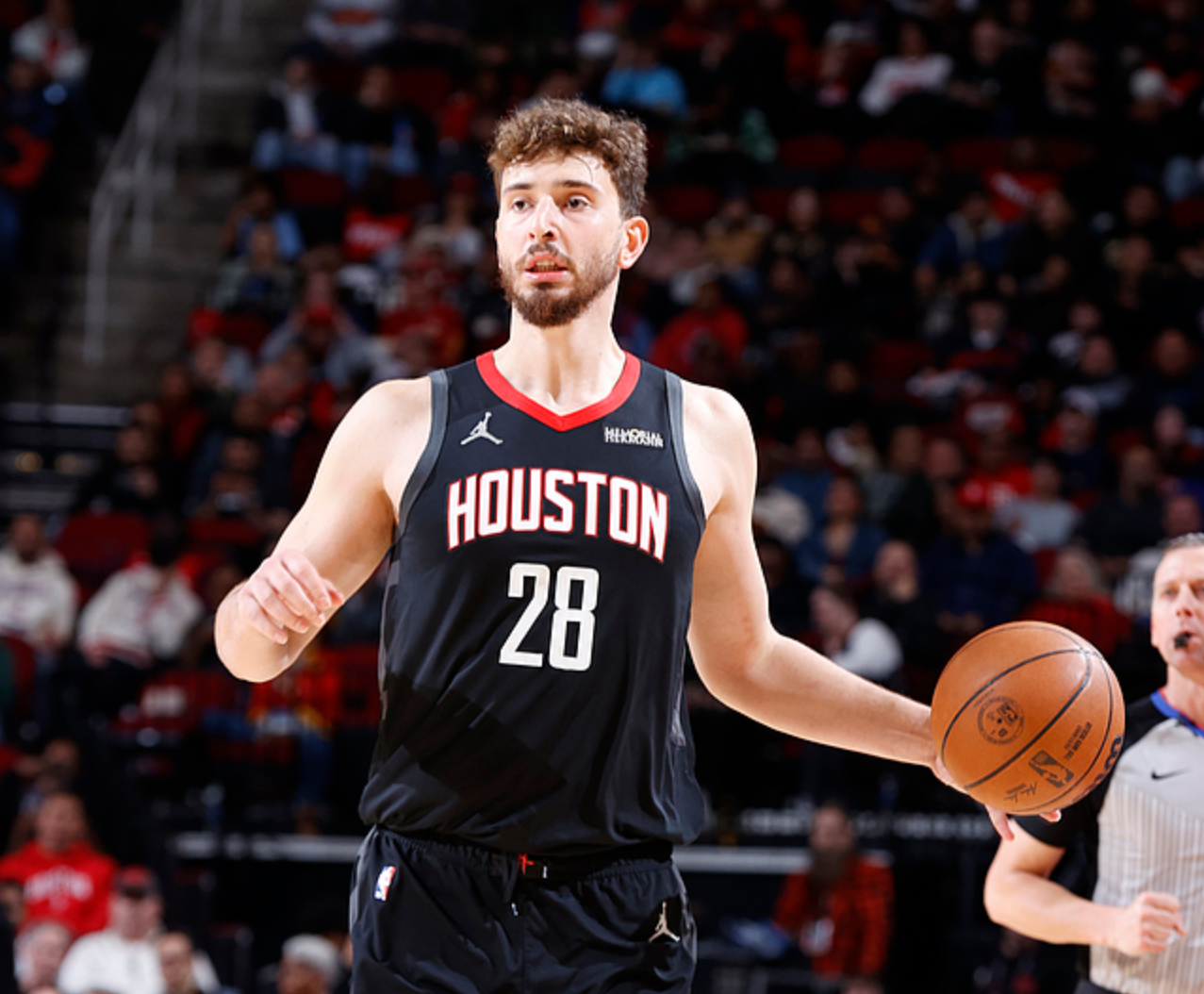 星空体育足球直播-就在今天！申京打破尘封46年纪录，登顶火箭队史第一