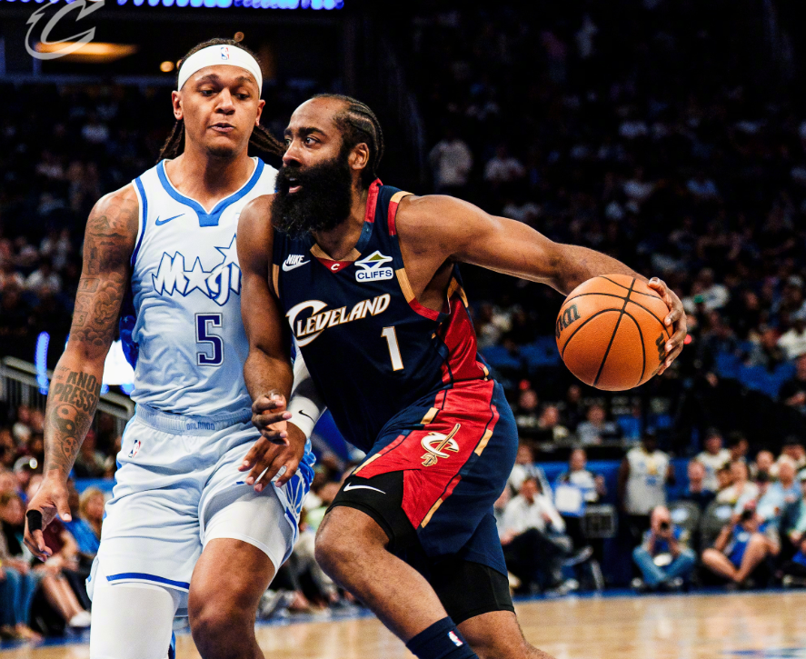 星空体育平台-哈登空砍30分8助，骑士爆冷惜败魔术！守住东部第四，或许是好事