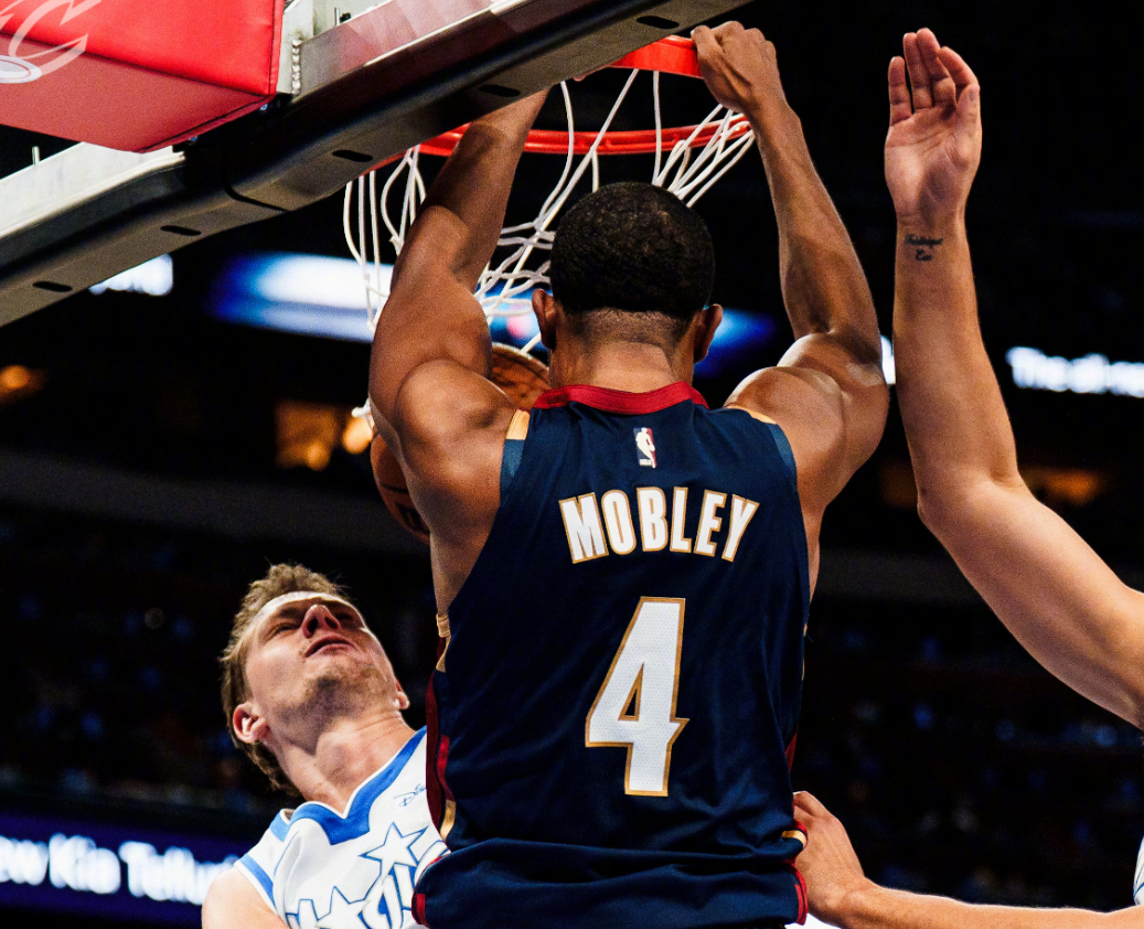 星空体育平台-哈登空砍30分8助，骑士爆冷惜败魔术！守住东部第四，或许是好事