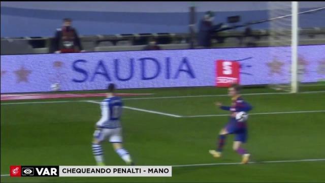 星空体育平台-西媒：德容手球判罚有争议 同一裁判执法双标